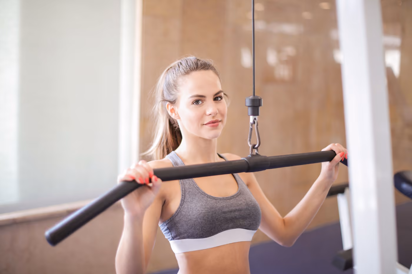 Salonun kettlebell ve fonksiyonel çalışma bölümü