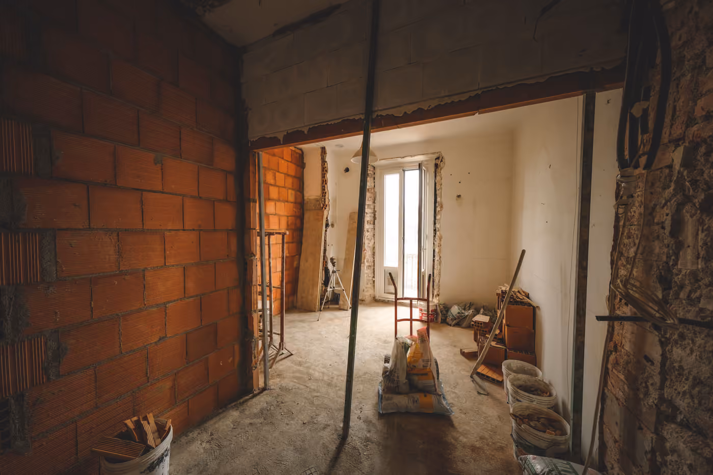 Komple tadilat için boşaltılmış daire